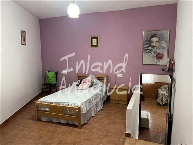 2 bedroom Country House for sale 2 bedroom Country House for sale