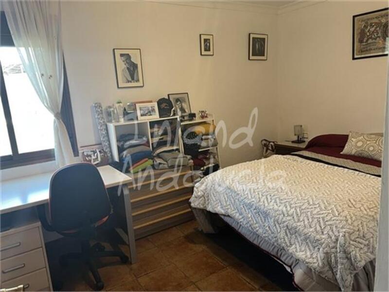 4 bedroom Country House for sale 4 bedroom Country House for sale