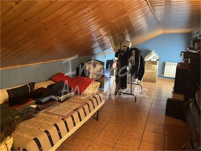 4 bedroom Country House for sale 4 bedroom Country House for sale