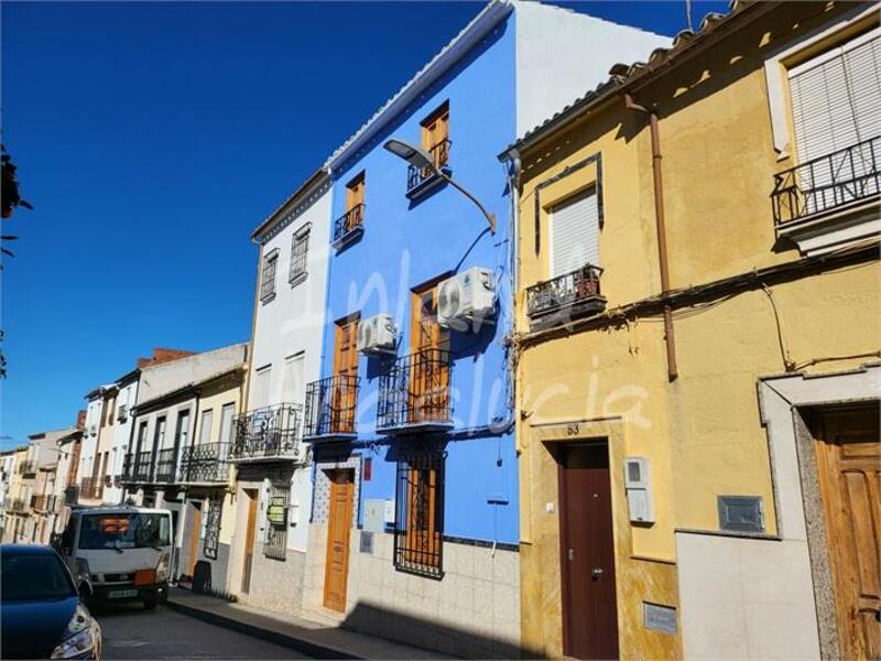 4 Schlafzimmer Stadthaus zu verkaufen