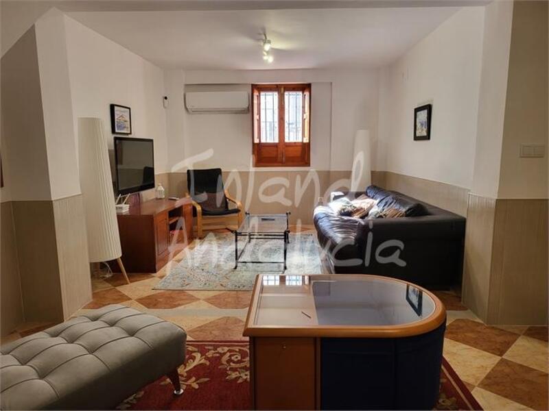 4 Schlafzimmer Stadthaus zu verkaufen