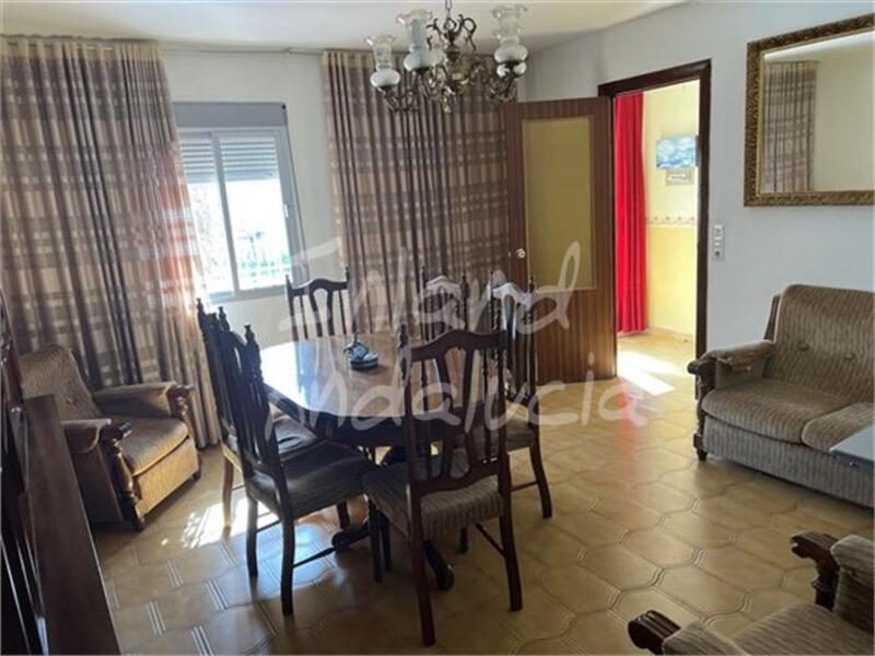 5 спальная комната городская тюрьма продается 5 спальная комната городская тюрьма продается