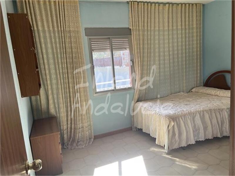 5 спальная комната городская тюрьма продается 5 спальная комната городская тюрьма продается