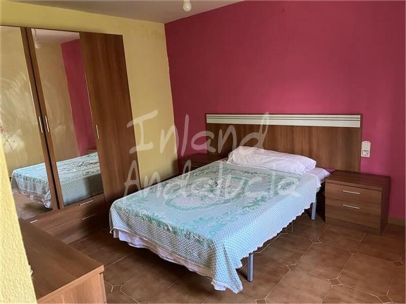 5 спальная комната городская тюрьма продается 5 спальная комната городская тюрьма продается