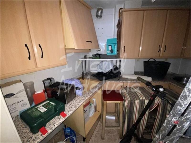 4 bedroom Townhouse for sale