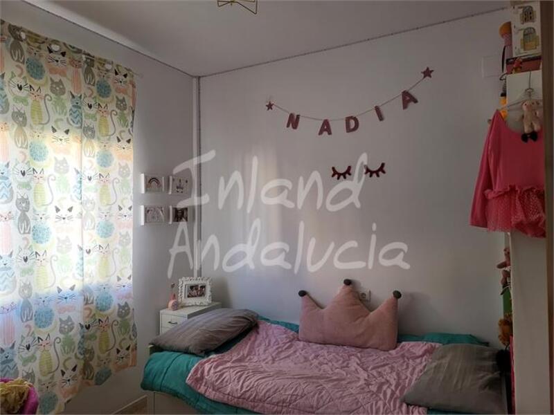 4 bedroom Townhouse for sale