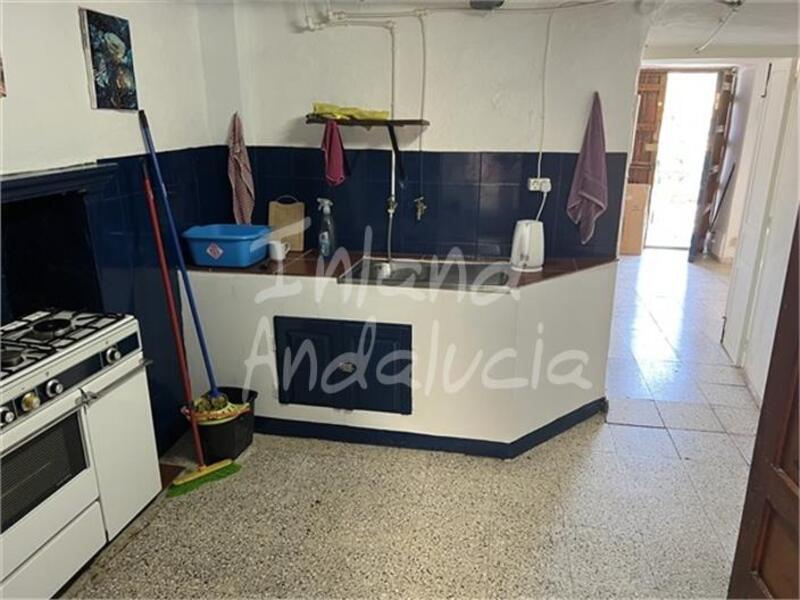 2 bedroom Townhouse for sale