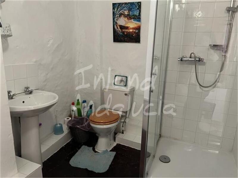 2 bedroom Townhouse for sale