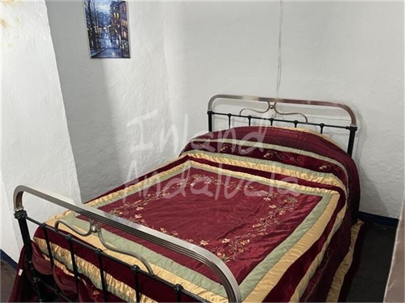 2 bedroom Townhouse for sale