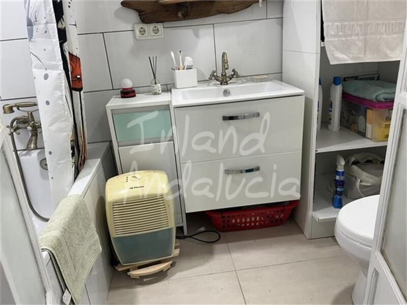 1 bedroom Country House for sale 1 bedroom Country House for sale