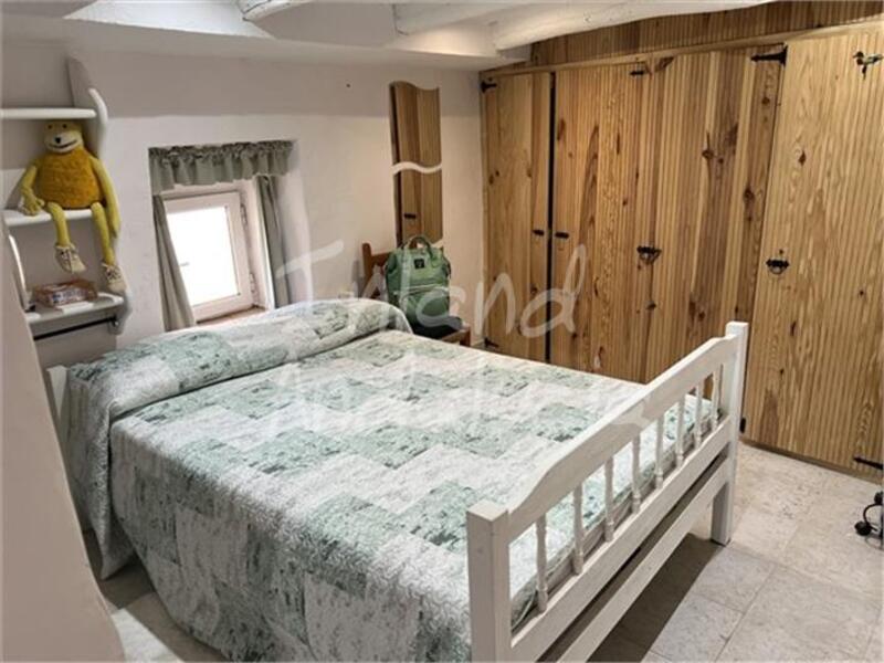 3 bedroom Townhouse for sale