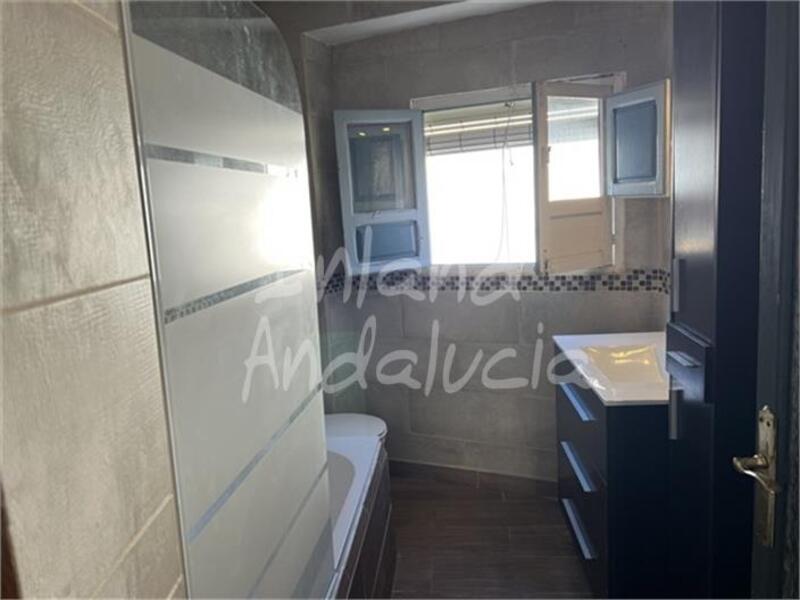 4 Schlafzimmer Stadthaus zu verkaufen