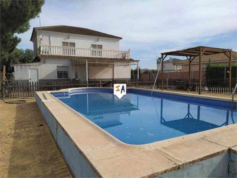 Villa Te koop in Almodovar del Rio, Córdoba