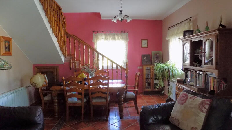 4 Cuarto Villa en venta