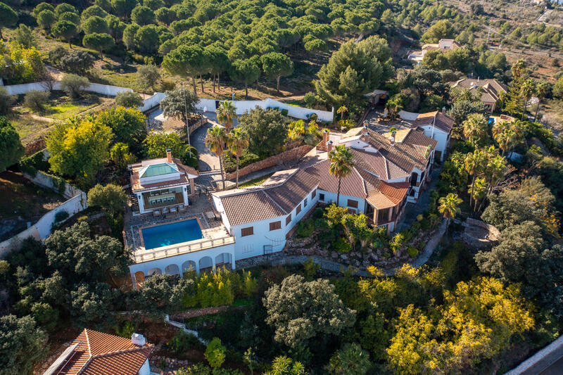 Villa til salgs i Alhaurin el Grande, Málaga
