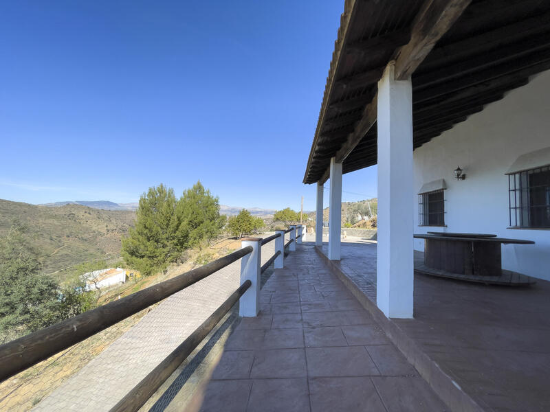 Villa à vendre dans Almogia, Málaga