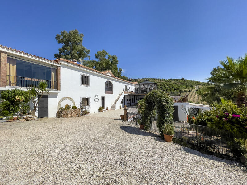 Villa zu verkaufen in Casarabonela, Málaga