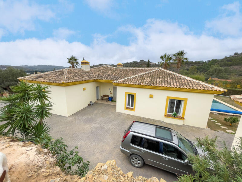 3 bedroom Villa for sale in Mijas, Málaga