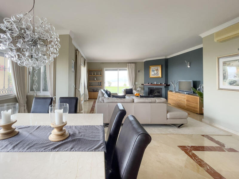 8 soverom Villa til salgs