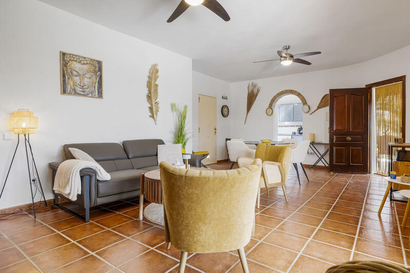 2 Cuarto Villa en venta