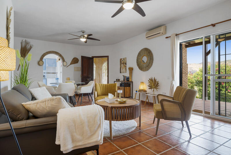 2 Cuarto Villa en venta