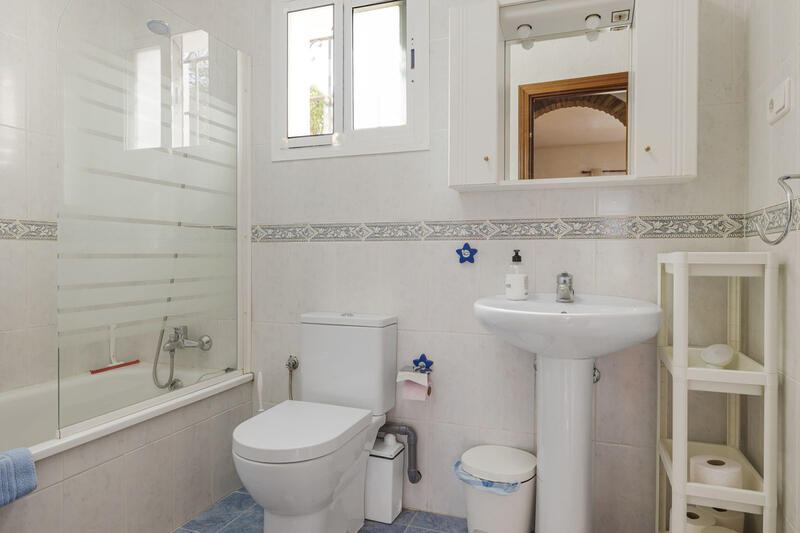 2 Cuarto Villa en venta