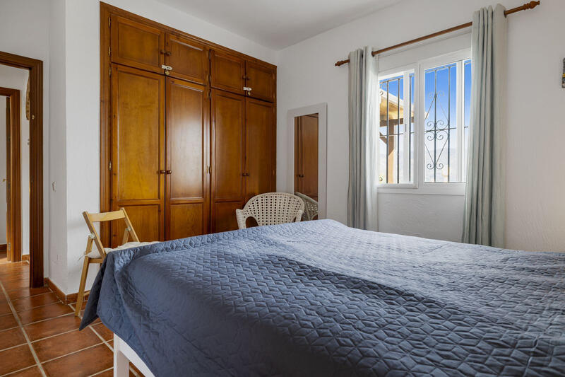 2 Cuarto Villa en venta