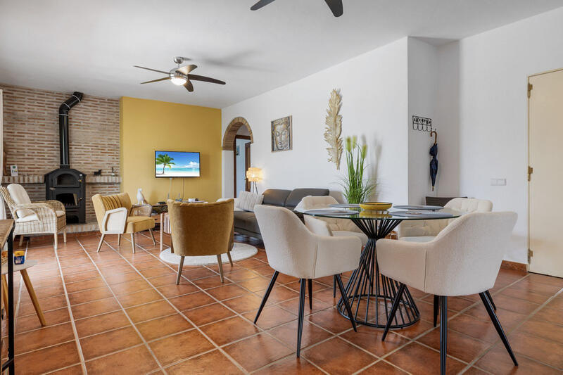 2 Cuarto Villa en venta