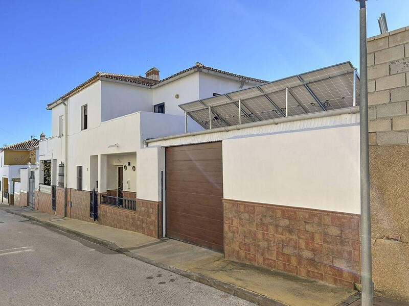 вилла продается в Zalea, Málaga