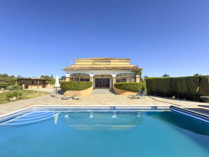 Villa till salu i Alhaurin el Grande, Málaga