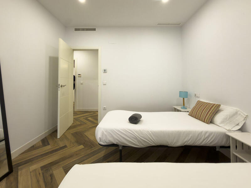 3 спальная комната квартира продается