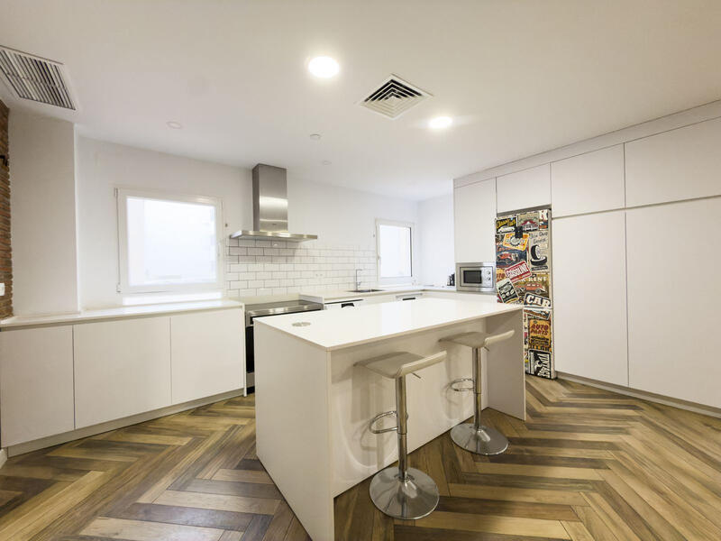 3 спальная комната квартира продается