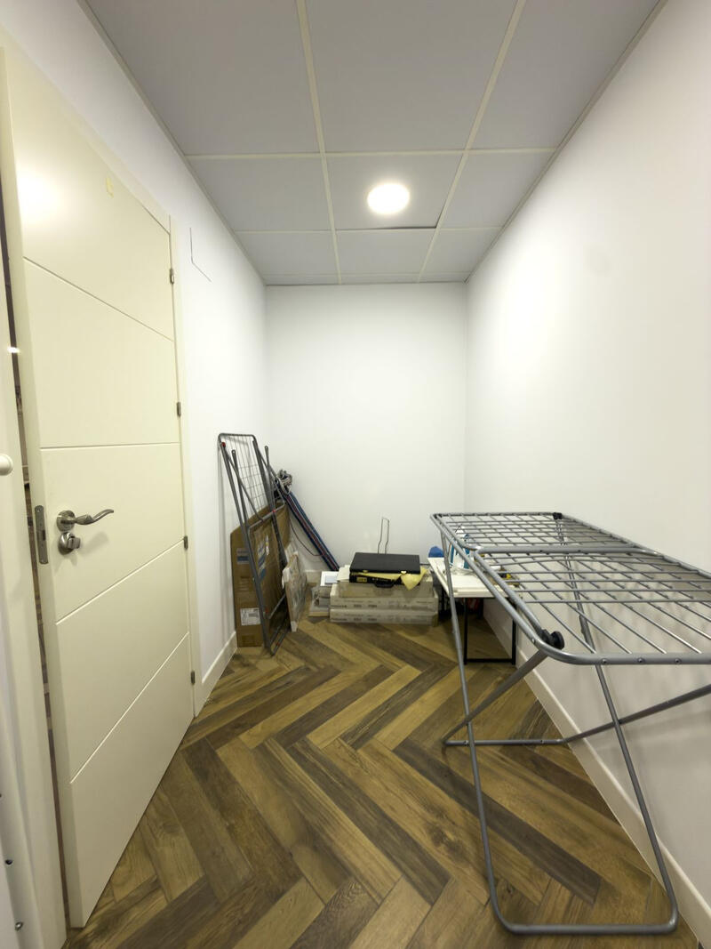 3 спальная комната квартира продается