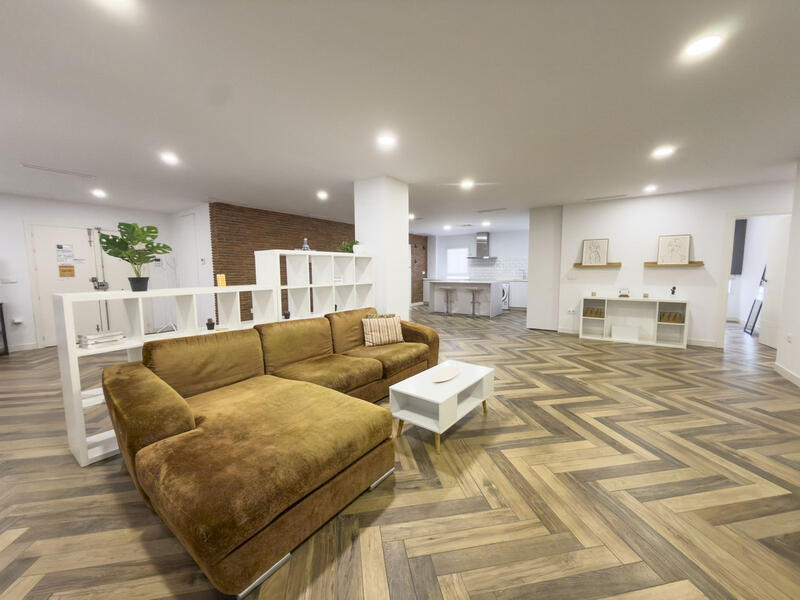 3 спальная комната квартира продается