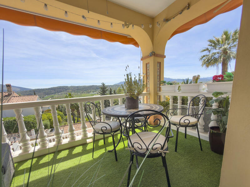 5 bedroom Villa for sale