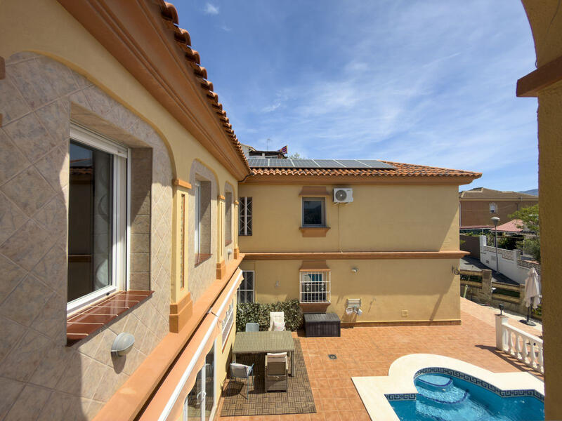 5 bedroom Villa for sale