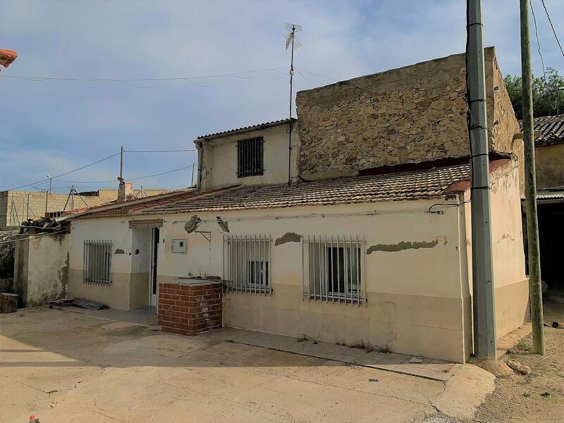 Townhouse for sale in Barinas, Murcia