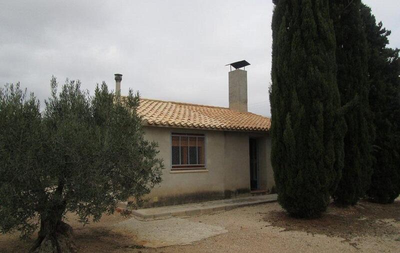 Villa for sale in Caudete, Albacete