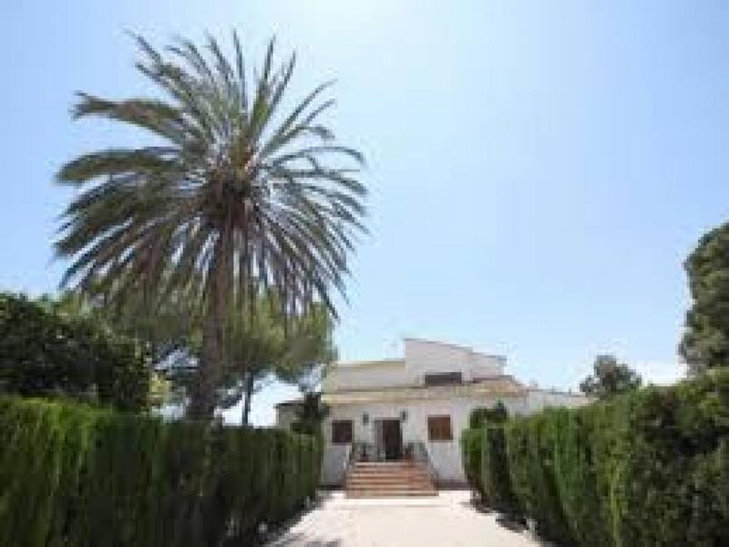 Villa til salg i Agost, Alicante