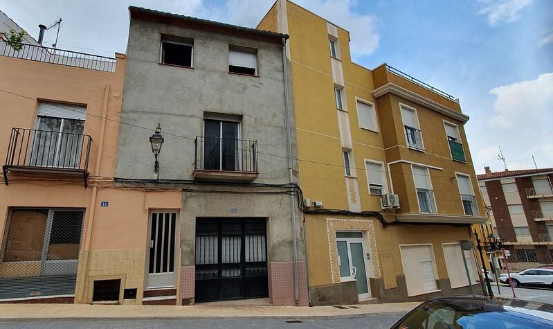 Stadthaus zu verkaufen in Ayora, Valencia