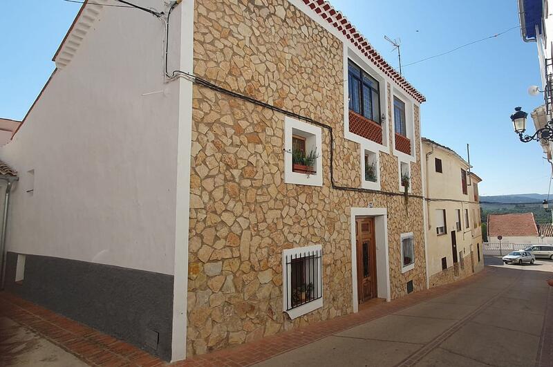 Rekkehus til salgs i Teresa de Cofrentes, Valencia