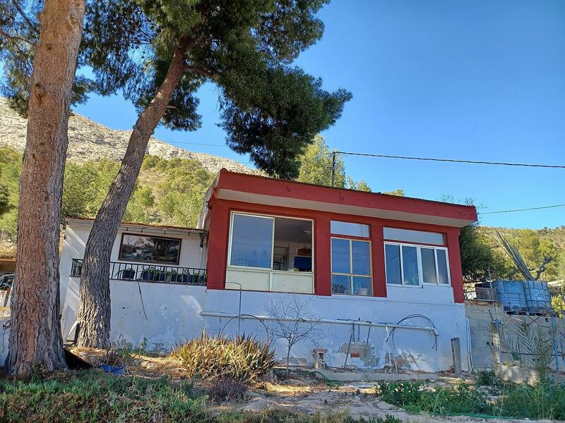 Country House for sale in Petrer, Alicante