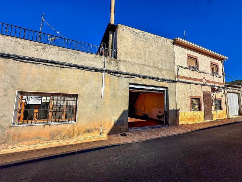 Stadthaus zu verkaufen in Pinoso, Alicante