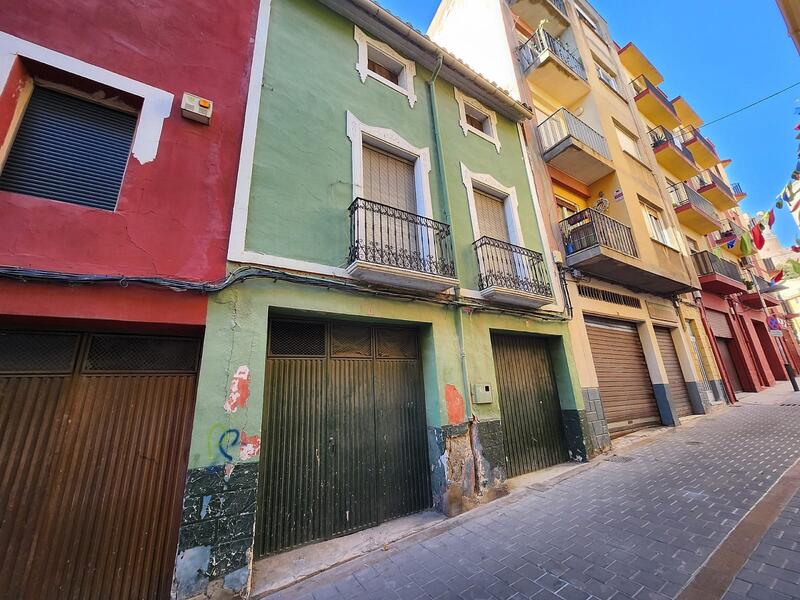 Stadthaus zu verkaufen in Villena, Alicante