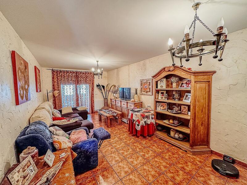 4 bedroom Duplex for sale