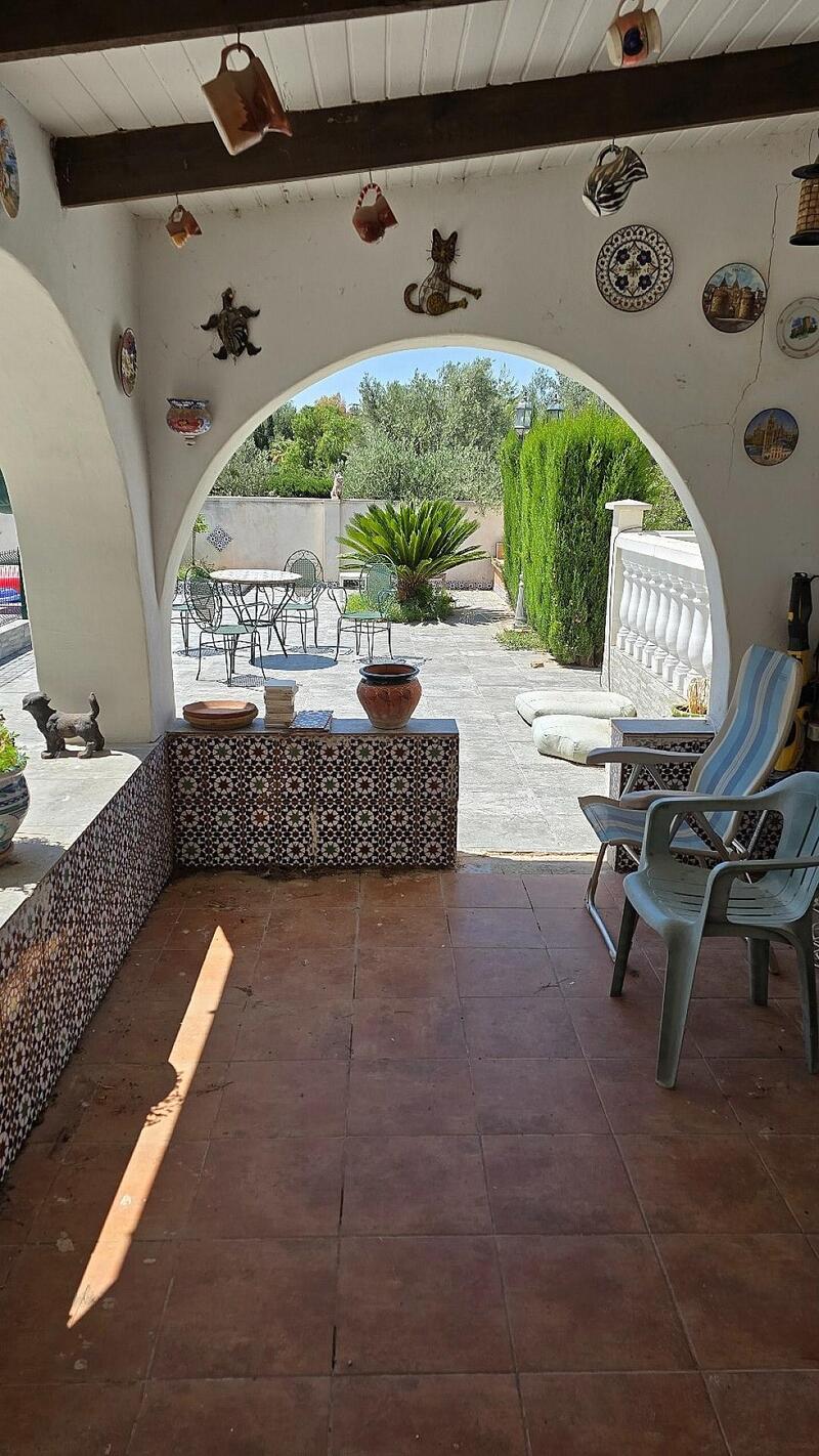 6 Cuarto Villa en venta