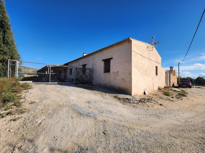 4 chambre Auberge à vendre