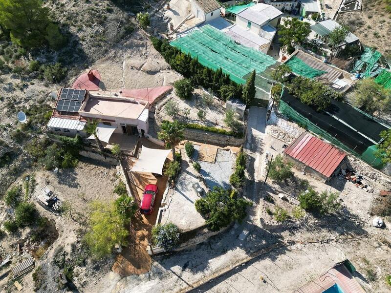 4 спальная комната Дом в пещере продается