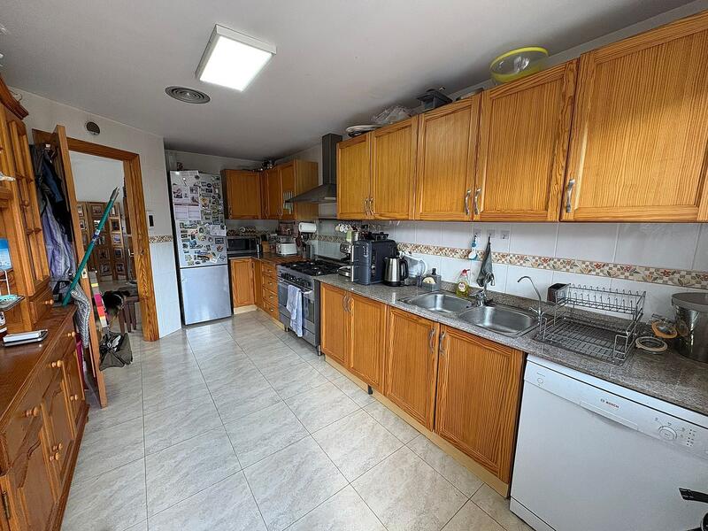 5 bedroom Villa for sale