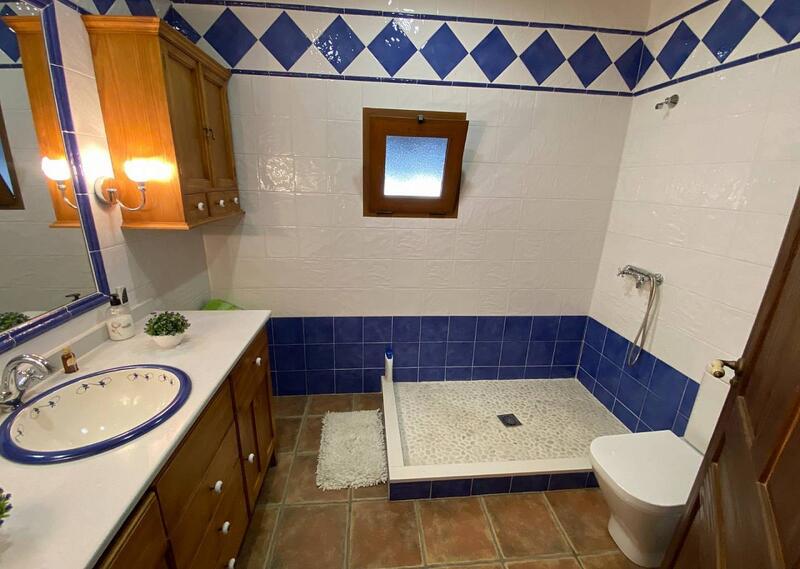 5 bedroom Villa for sale
